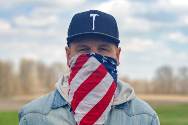 Photo Bandana tying
