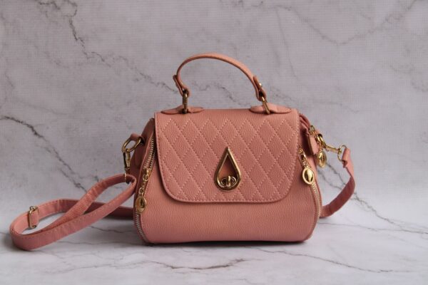Photo trendy handbags