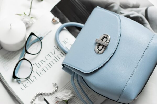 Photo trendy handbags